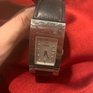 Women’s Versace Watch - 💯 Authentic